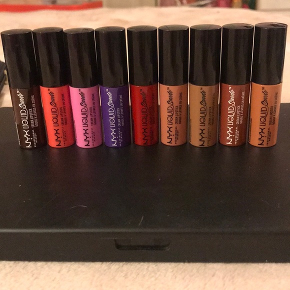 NYX Other - Mini Nyx Liquid suede set